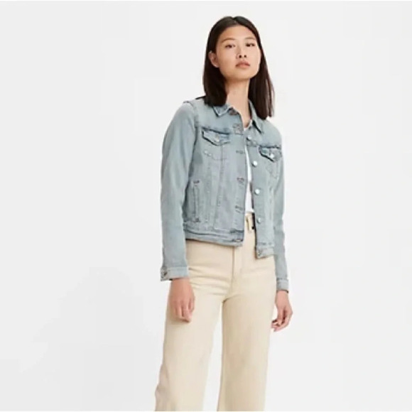 Levi’s • Original Trucker Jacket in Jeanie Medium Wash - Picture 1 of 8